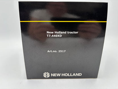 1/32 NEW HOLLAND T7.440XD