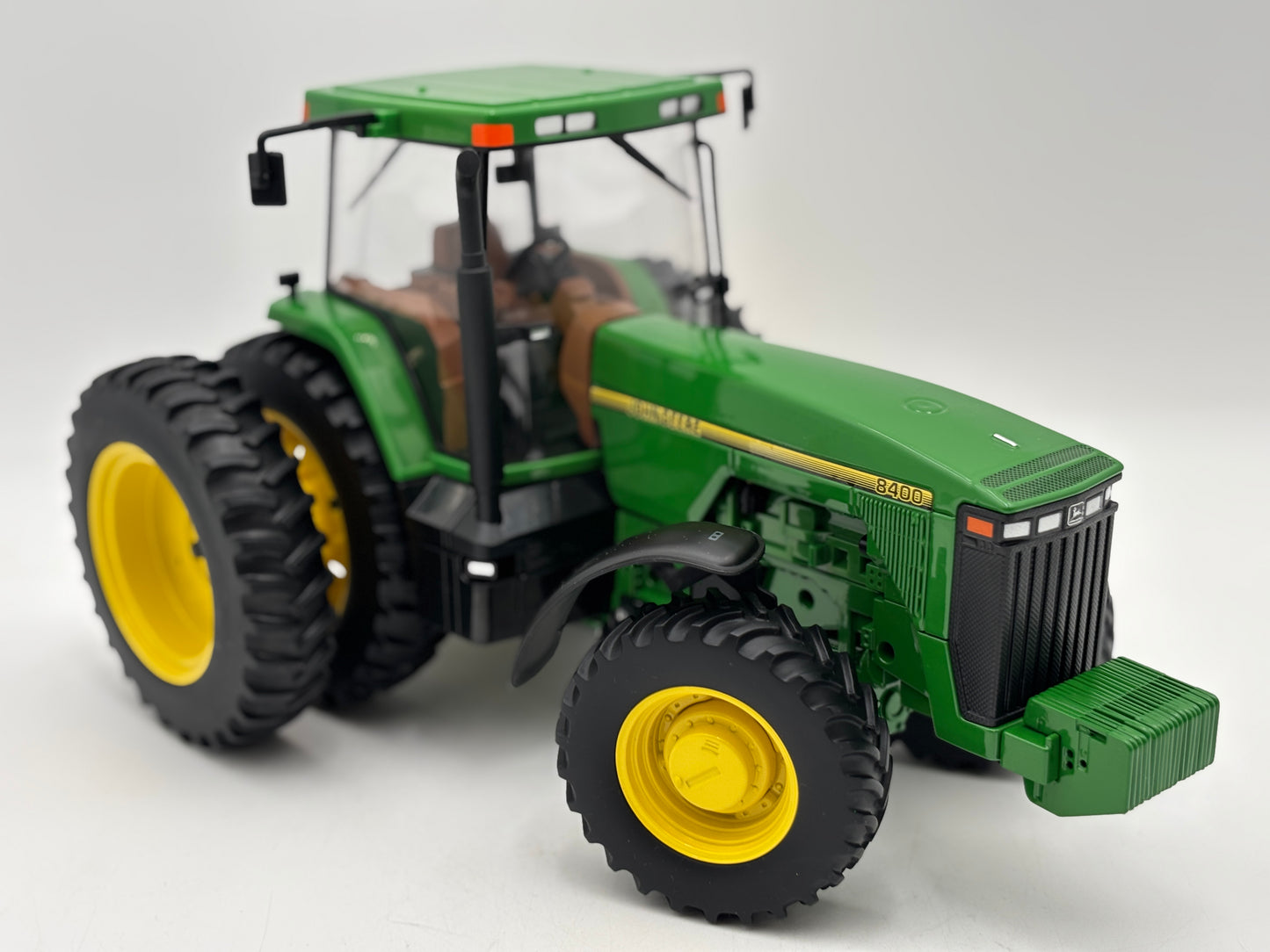 1/16 JOHN DEERE 8400 30th Anniversary Set