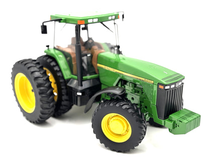 1/16 JOHN DEERE 8400 30th Anniversary Set