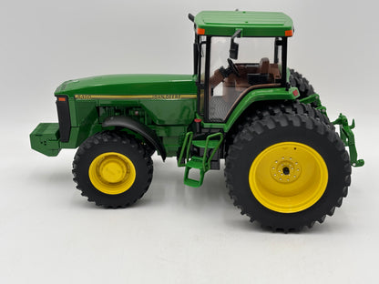1/16 JOHN DEERE 8400 30th Anniversary Set