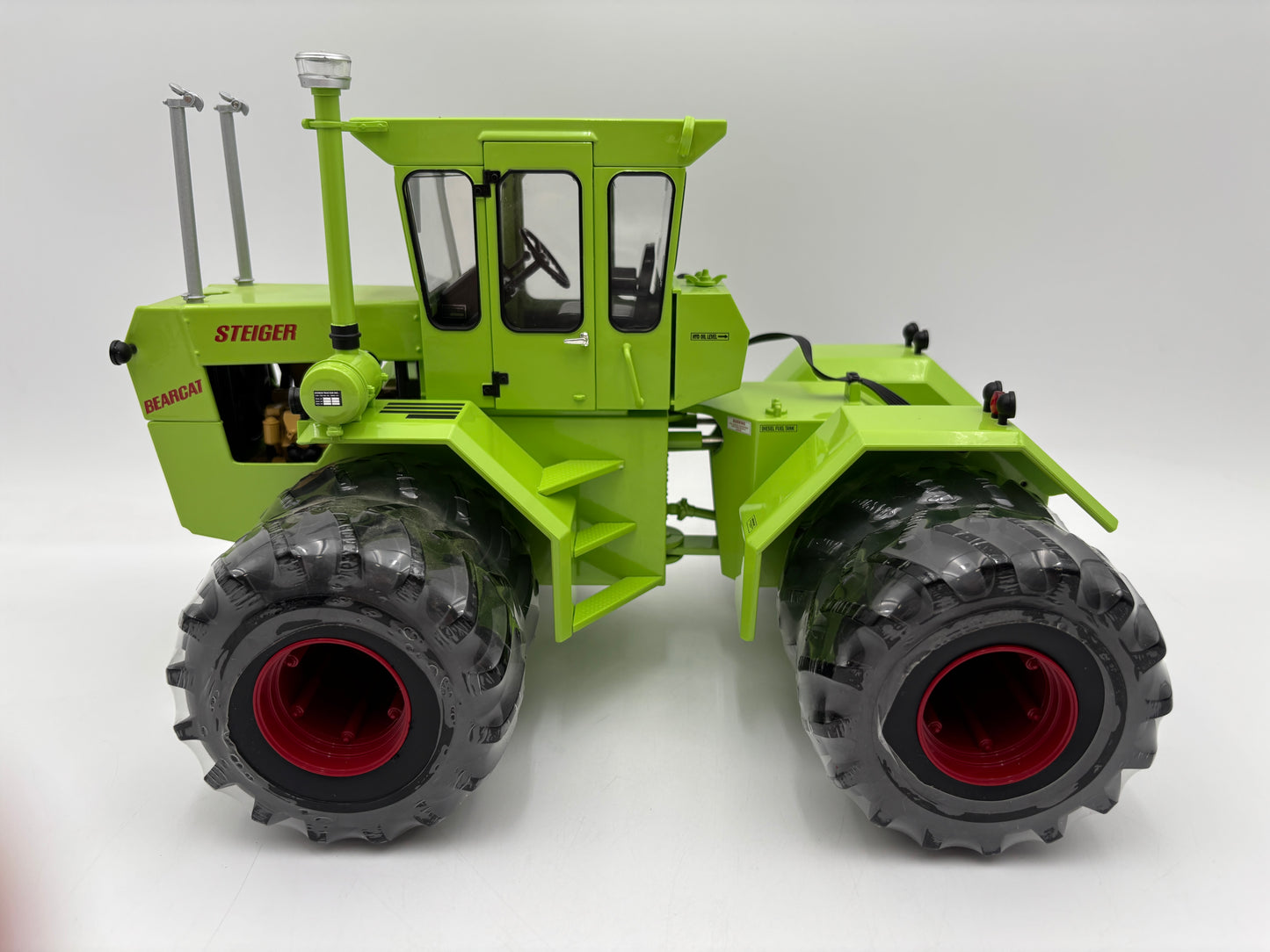 1/16 STEIGER Bearcat 1 National Farm Toy Museum