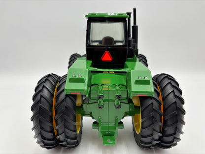 1/16th JOHN DEERE 8870 4wd
