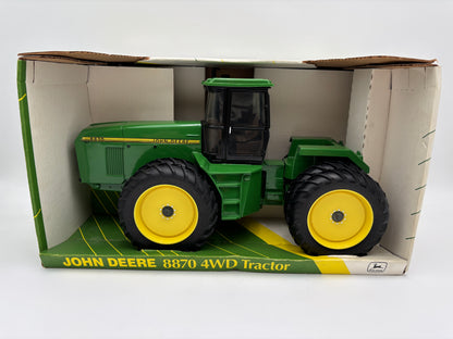 1/16th JOHN DEERE 8870 4wd
