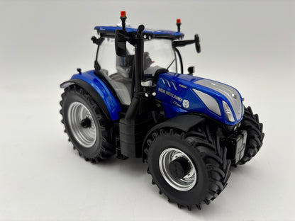 1/32 New Holland T7.300 Prestige