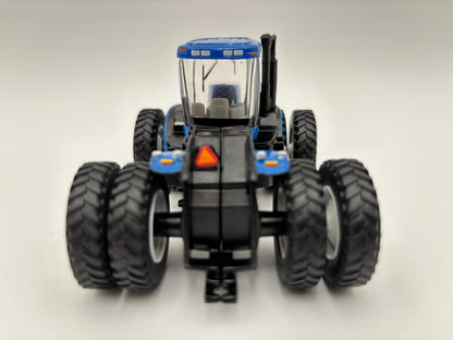 1/64 New Holland TJ530 4wd