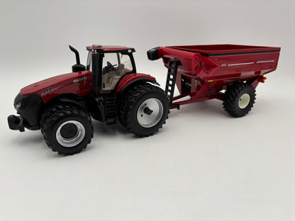 1/32 CASE IH Magnum 355 with J&M 875 Grain Cart