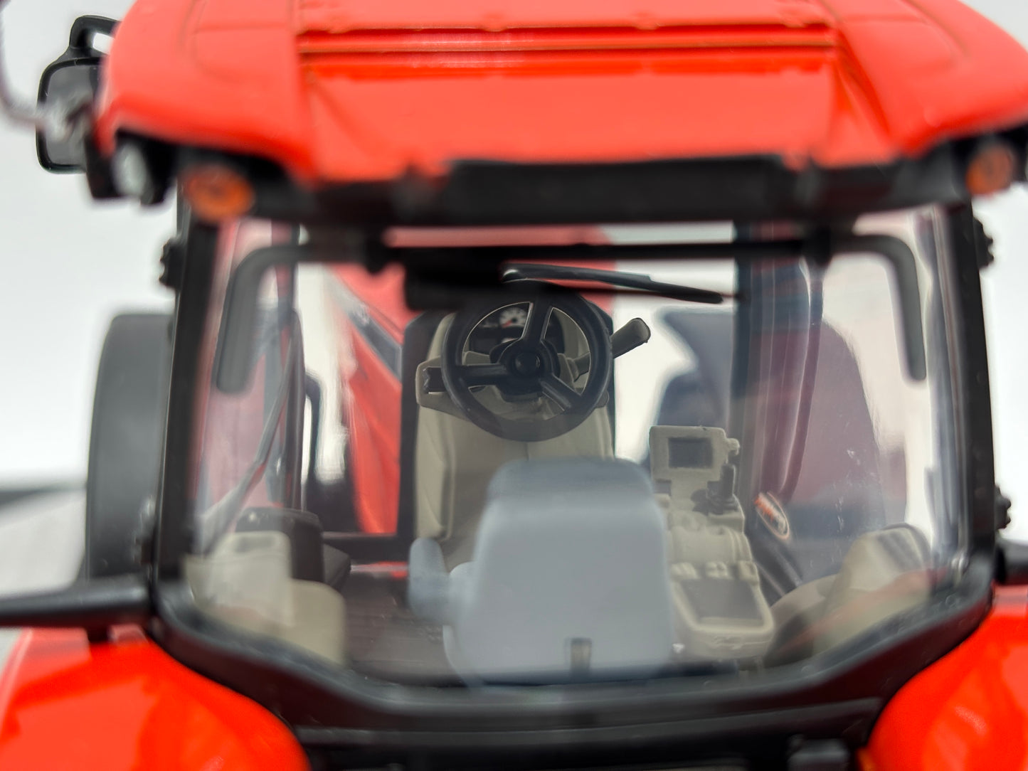1/32 Agco DT205B Legacy Edition
