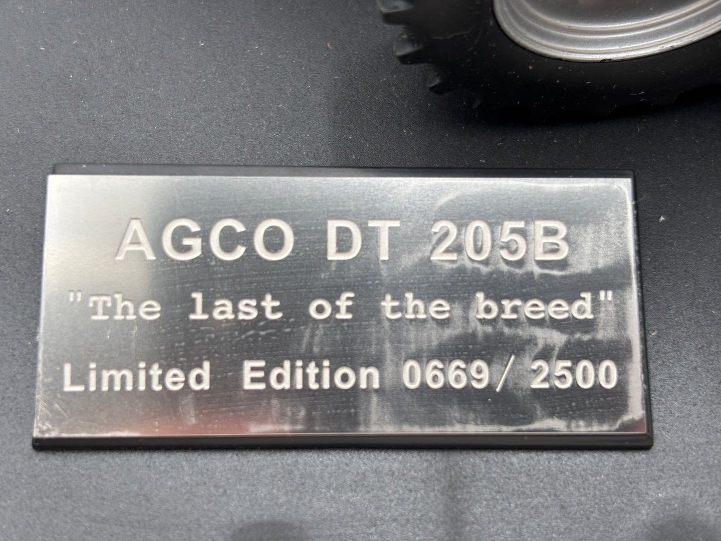 1/32 Agco DT205B Legacy Edition