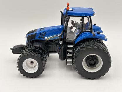 1/32 New Holland T8.360 Prestige