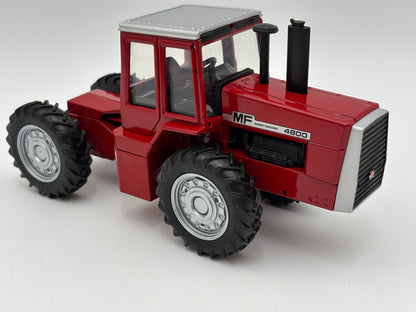 1/32 Massey Ferguson 4800 4wd
