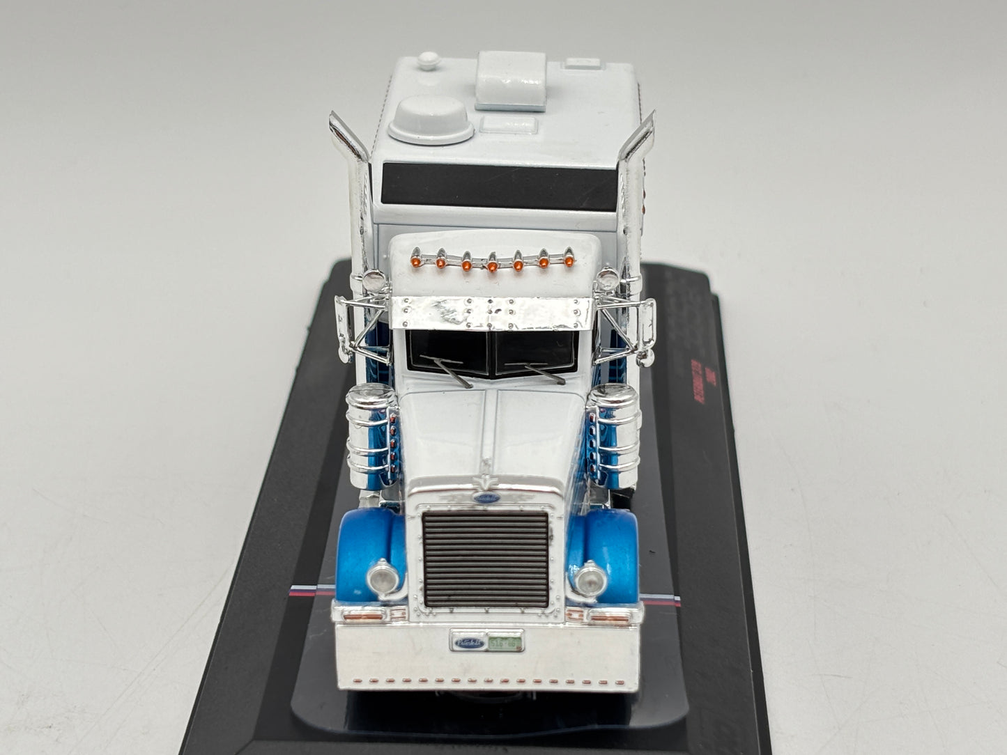 1/64 Peterbilt 389 (2002) Big Bunk