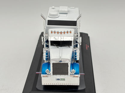 1/64 Peterbilt 389 (2002) Big Bunk