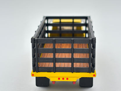 1/64 GMC 4000 Single Axle Stake Truck