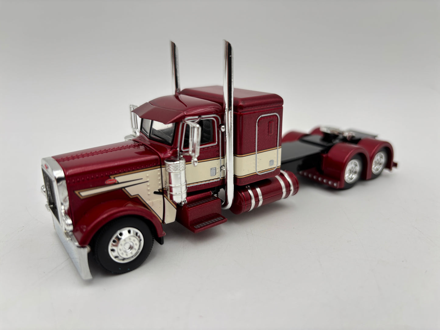 1/64 Peterbilt 389 30th Anniversary Set