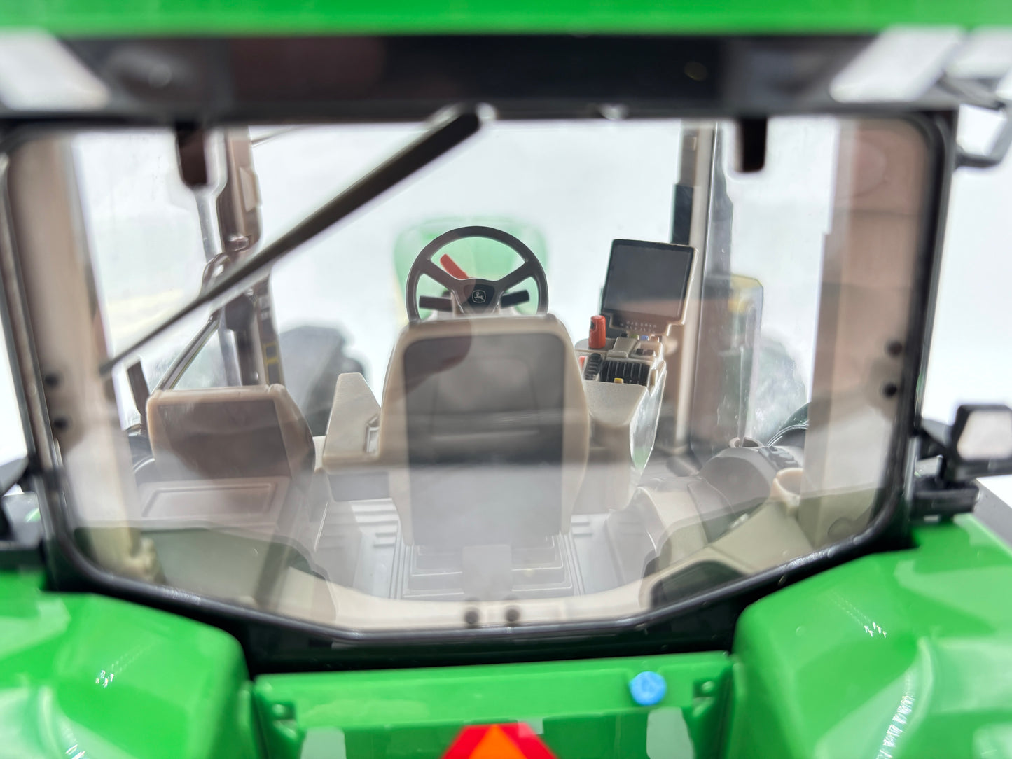 1/16 John Deere 8R 410 Prestige with duals