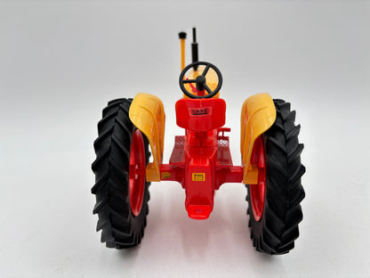 1/16 Case 700 Narrow Front by Yoder