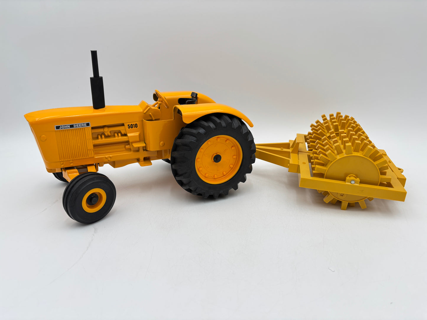 1/16 Sheep’s Foot Packer