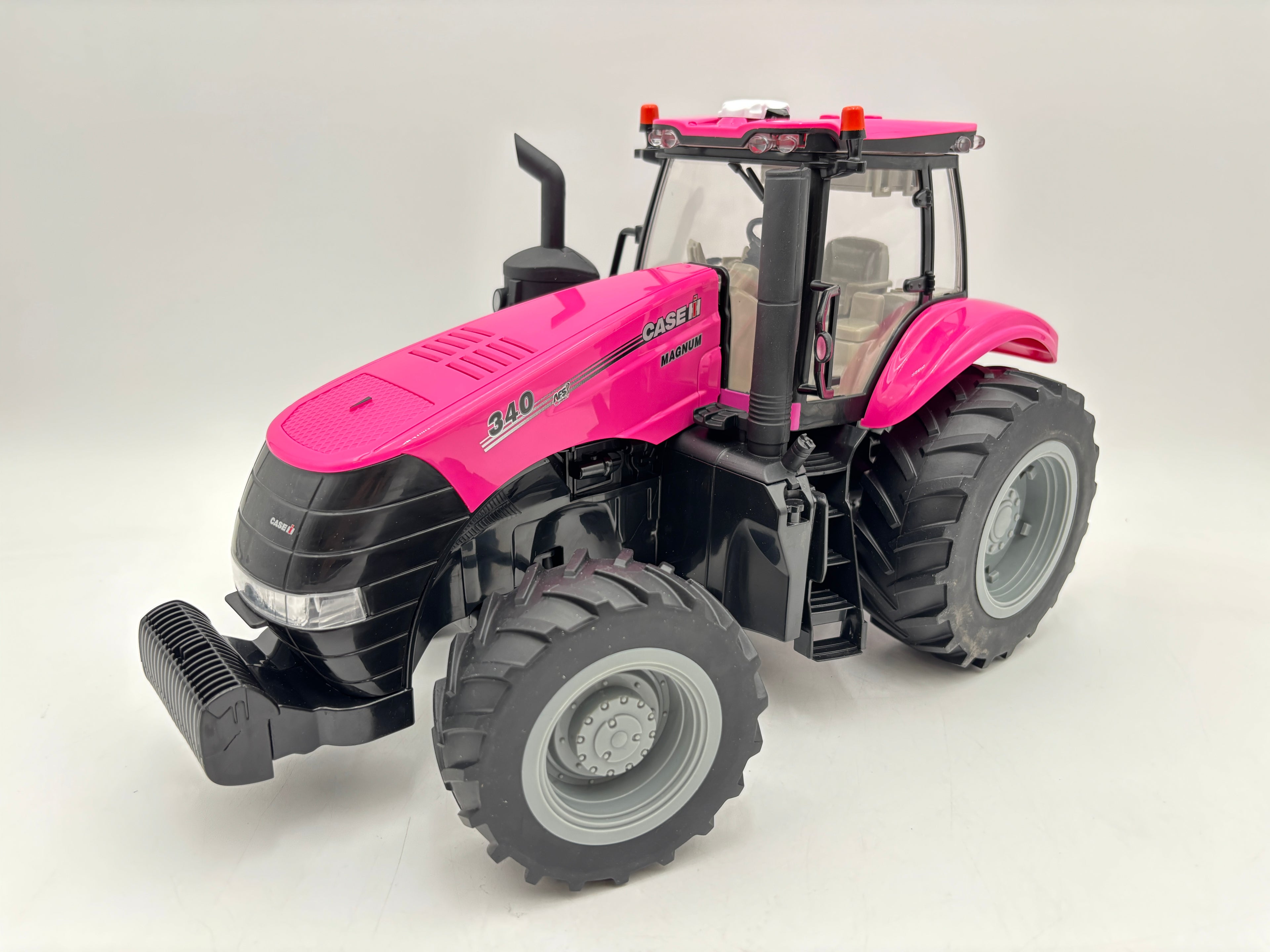 1/16 Case IH “Pink”  Magnum 340 Big Farm