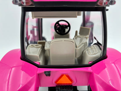 1/16 Case IH “Pink”  Magnum 340 Big Farm