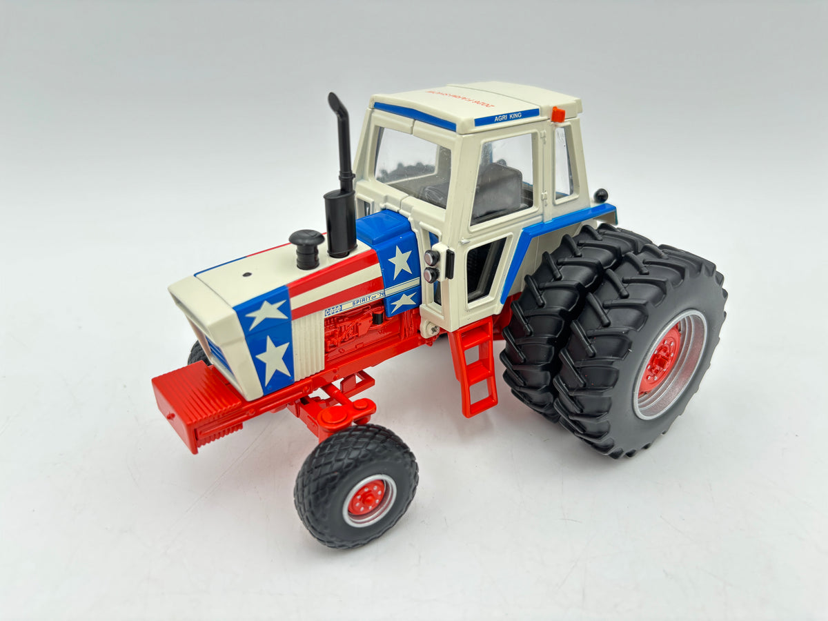 1/32 Case 1570 Spirit of 76 Farm Show