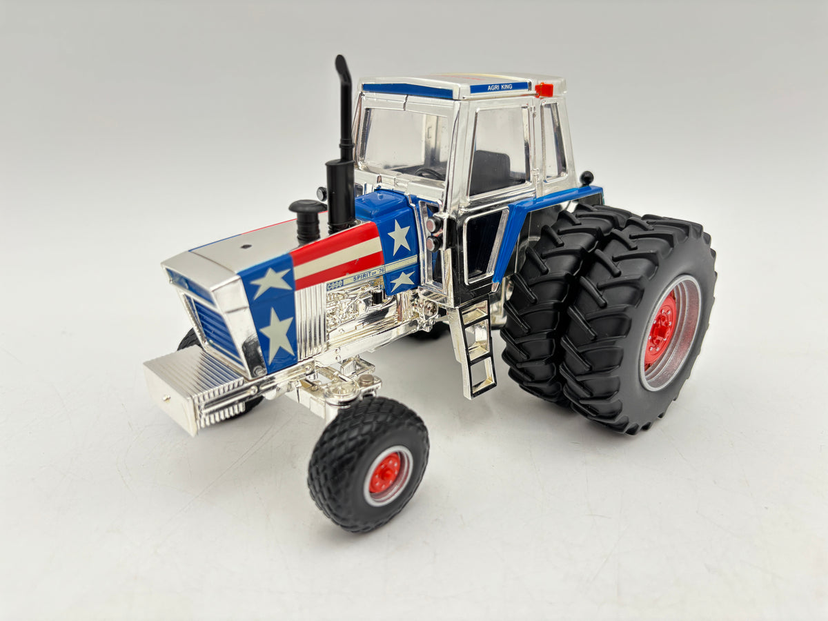 1/32 Case 1570 Spirit of 76 Farm Show (Chrome Chase)