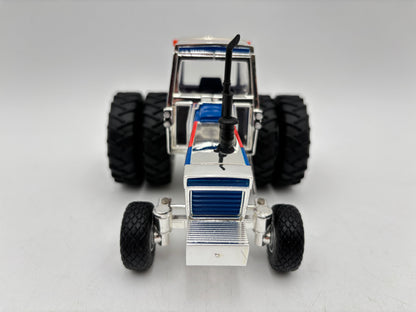1/32 Case 1570 Spirit of 76 Farm Show (Chrome Chase)