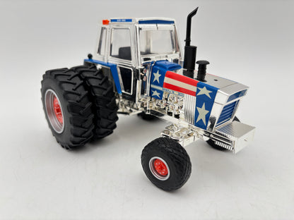 1/32 Case 1570 Spirit of 76 Farm Show (Chrome Chase)