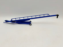 1/64 Blue Swing Auger 100’