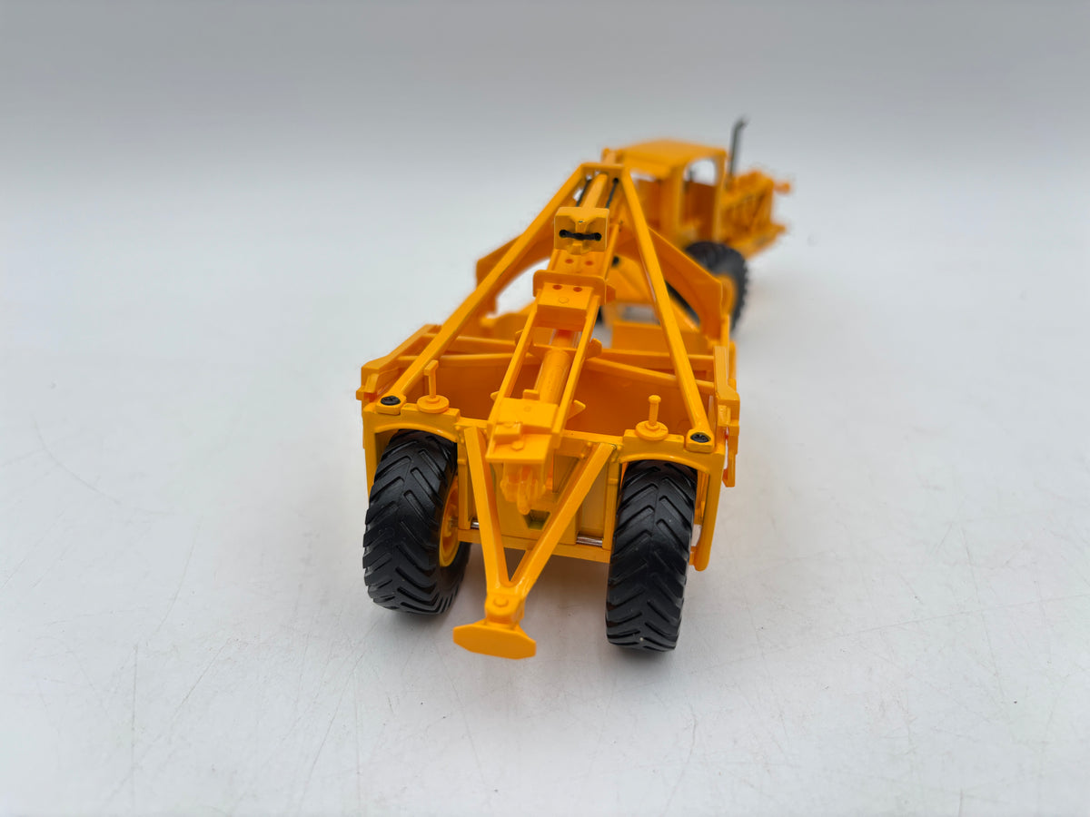 1/50 Le Tourneau Super C Tournapull w/LP Carryall Scraper
