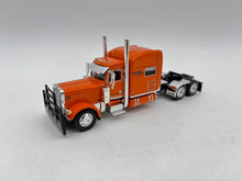 1/64 Peterbilt 389 w/Wilson 43’ High Side