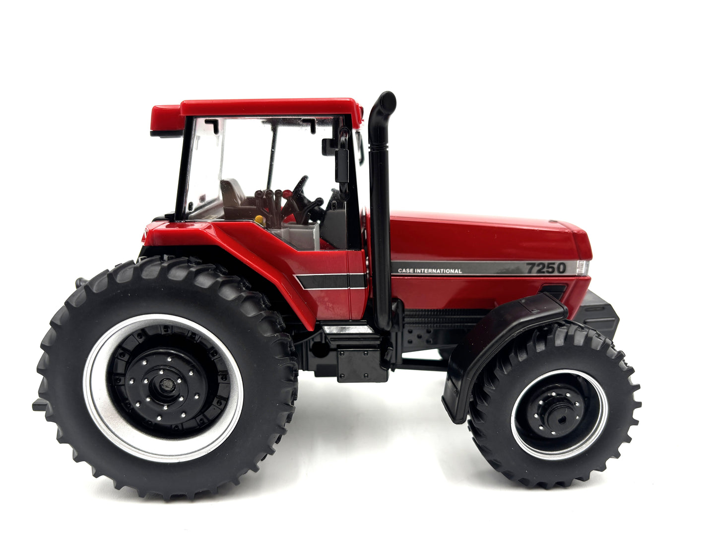 1/32 Interantional Magnum 7250