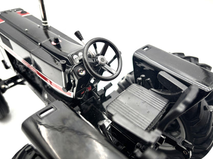 1/16 International 1066 Prestige Black Chase