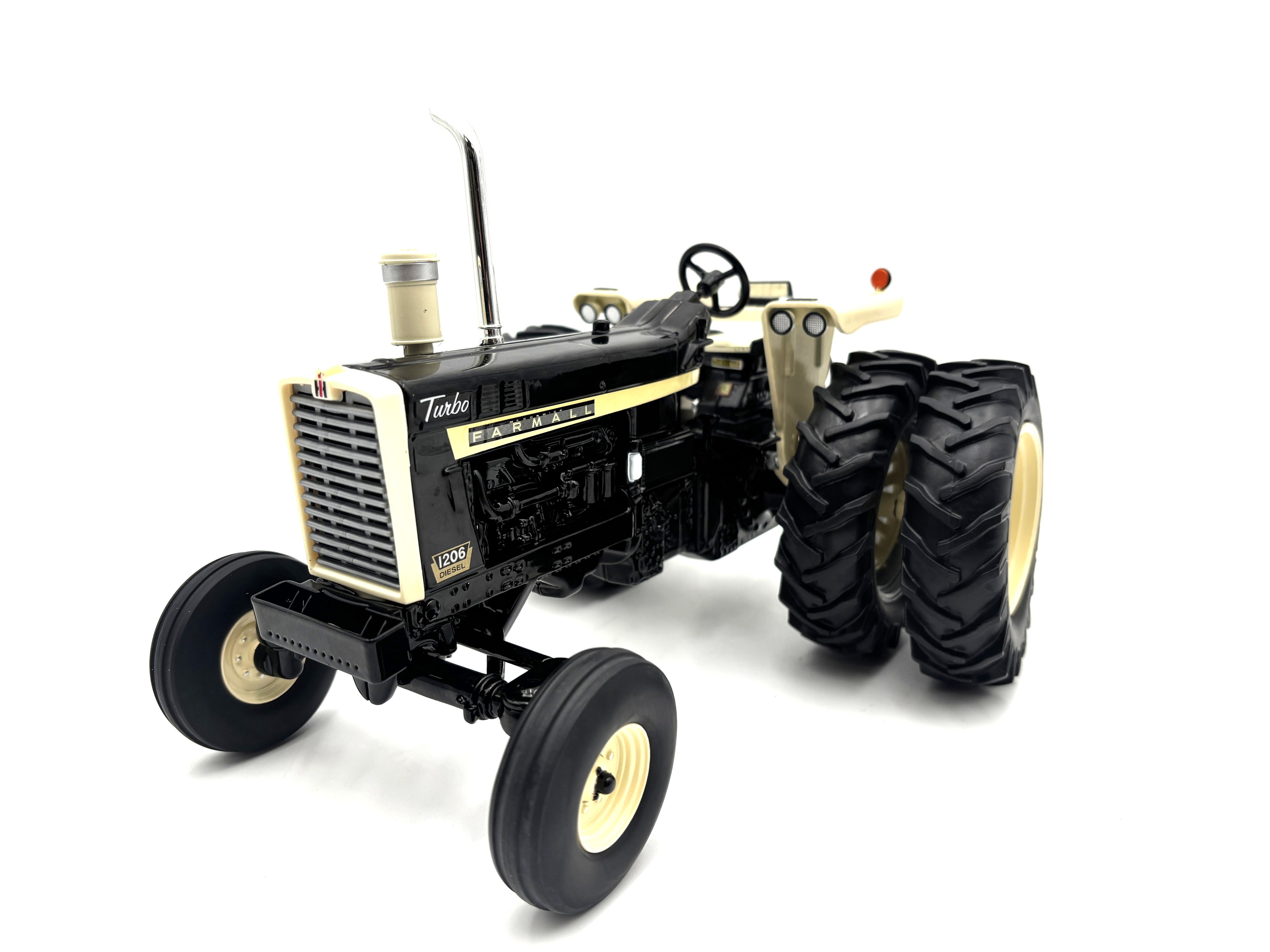 1/16 International 1206 OBT  #2 Black