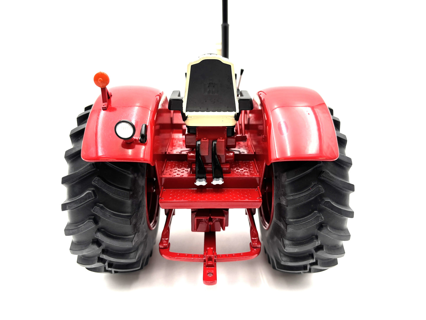 1/16 International 1256