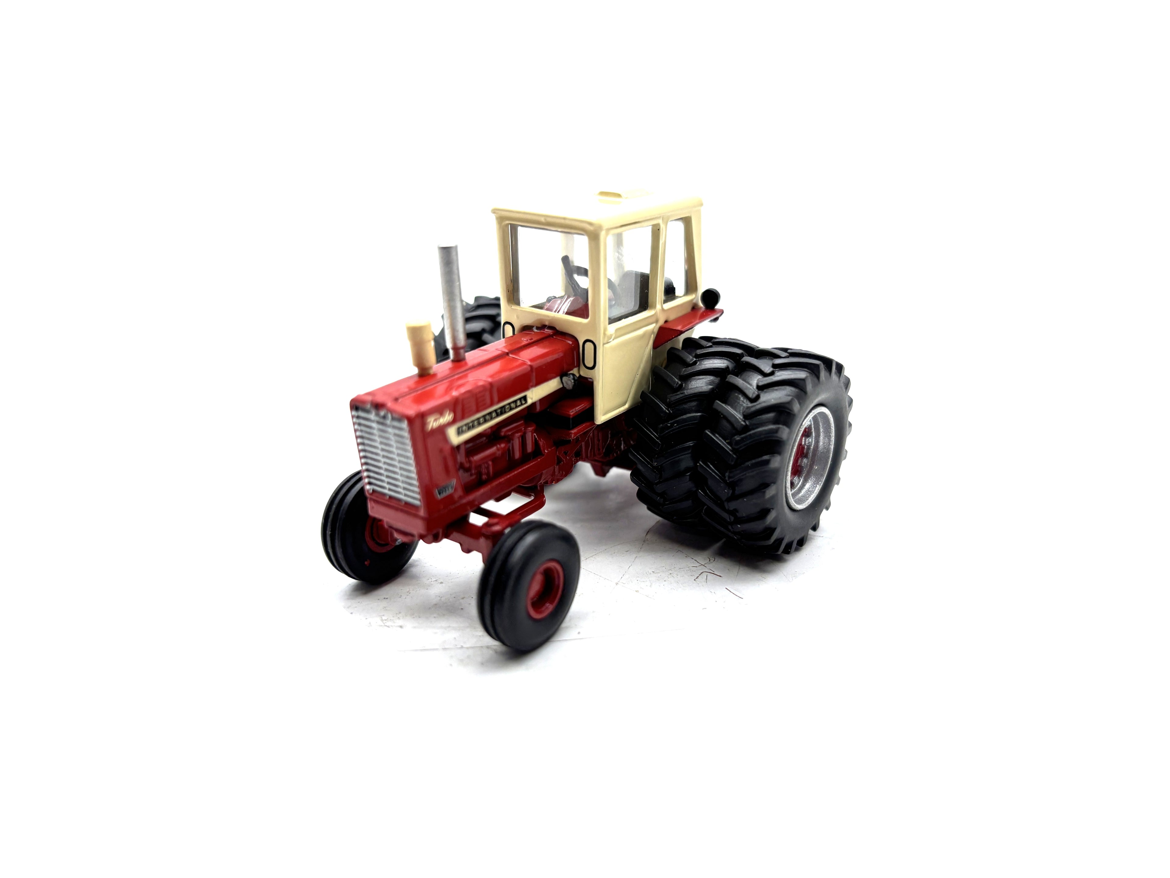 1/64 International 1256 2WD