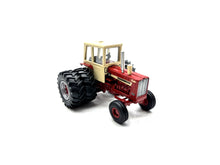 1/64 International 1256 2WD