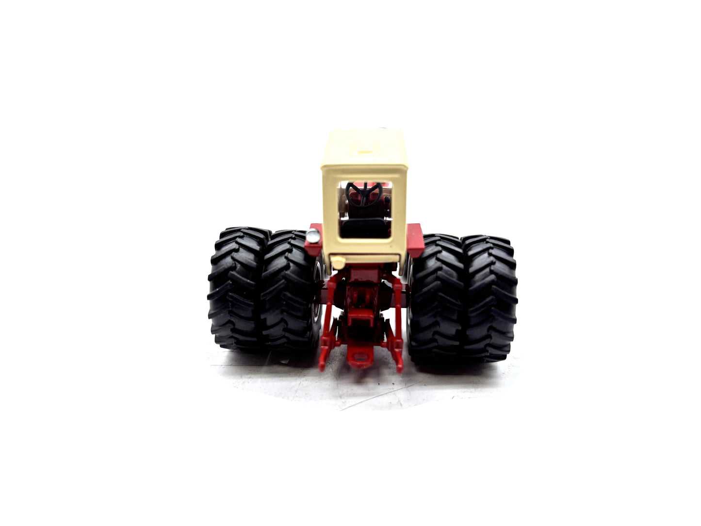 1/64 International 1256 2WD