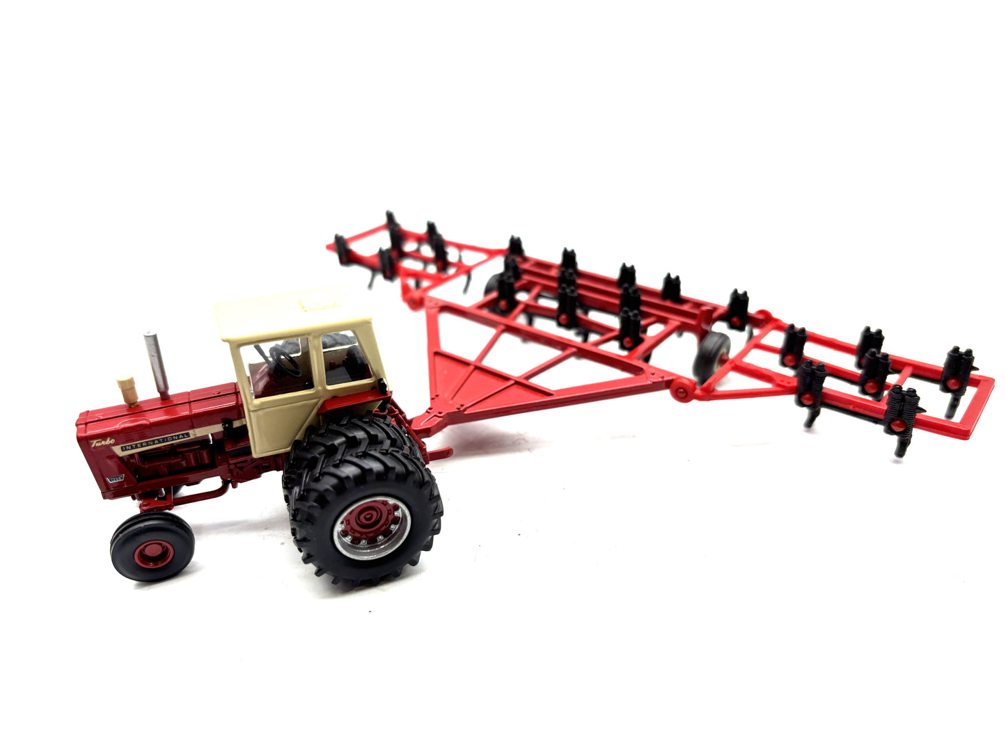 1/64 International 1256 2WD
