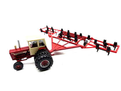 1/64 International 1256 2WD