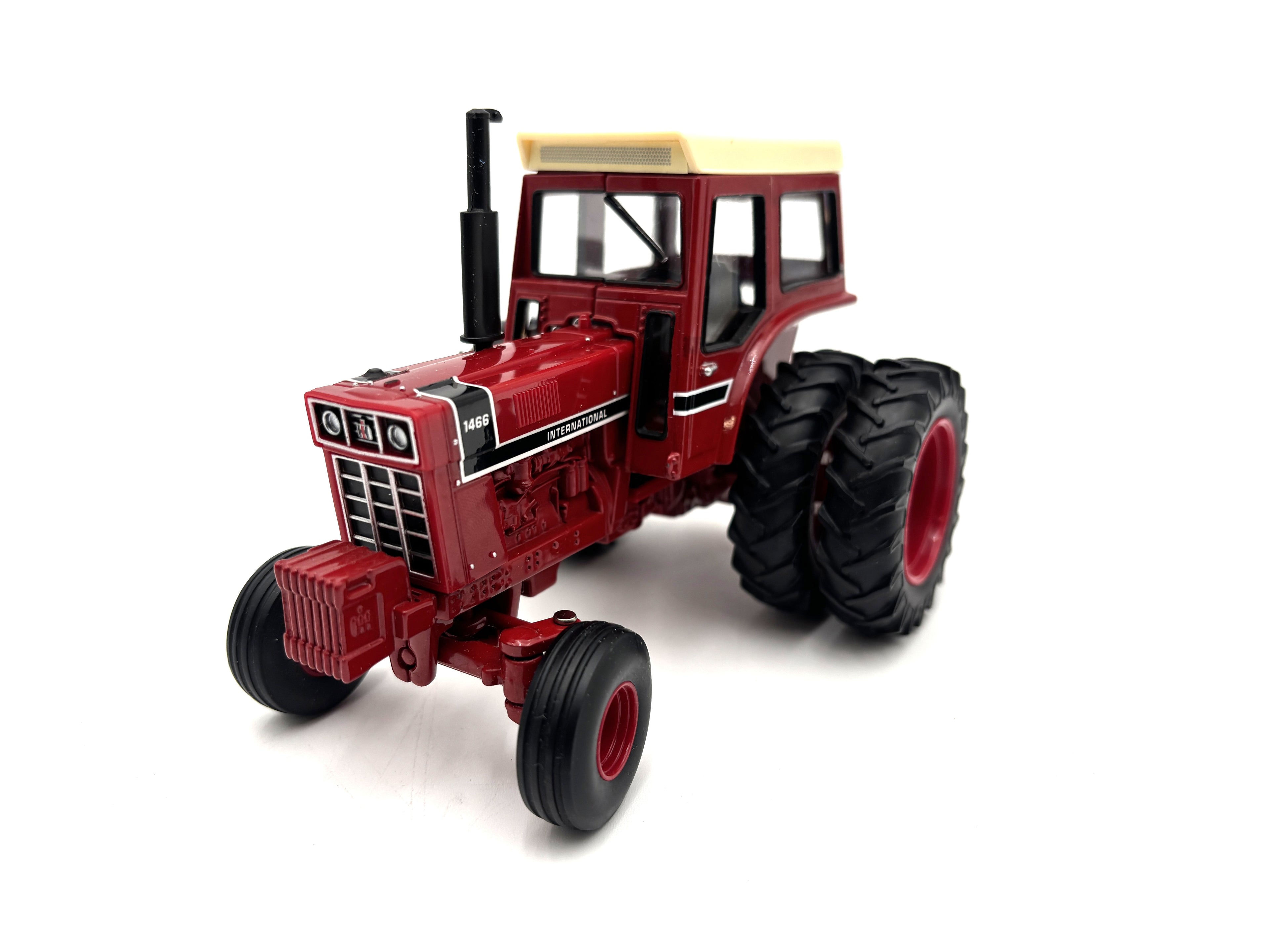 1/32 International 1466