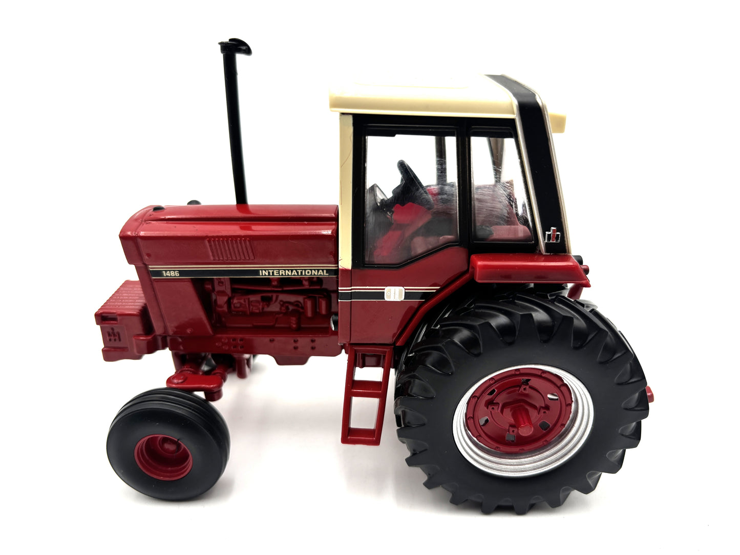 1/32 International 1486