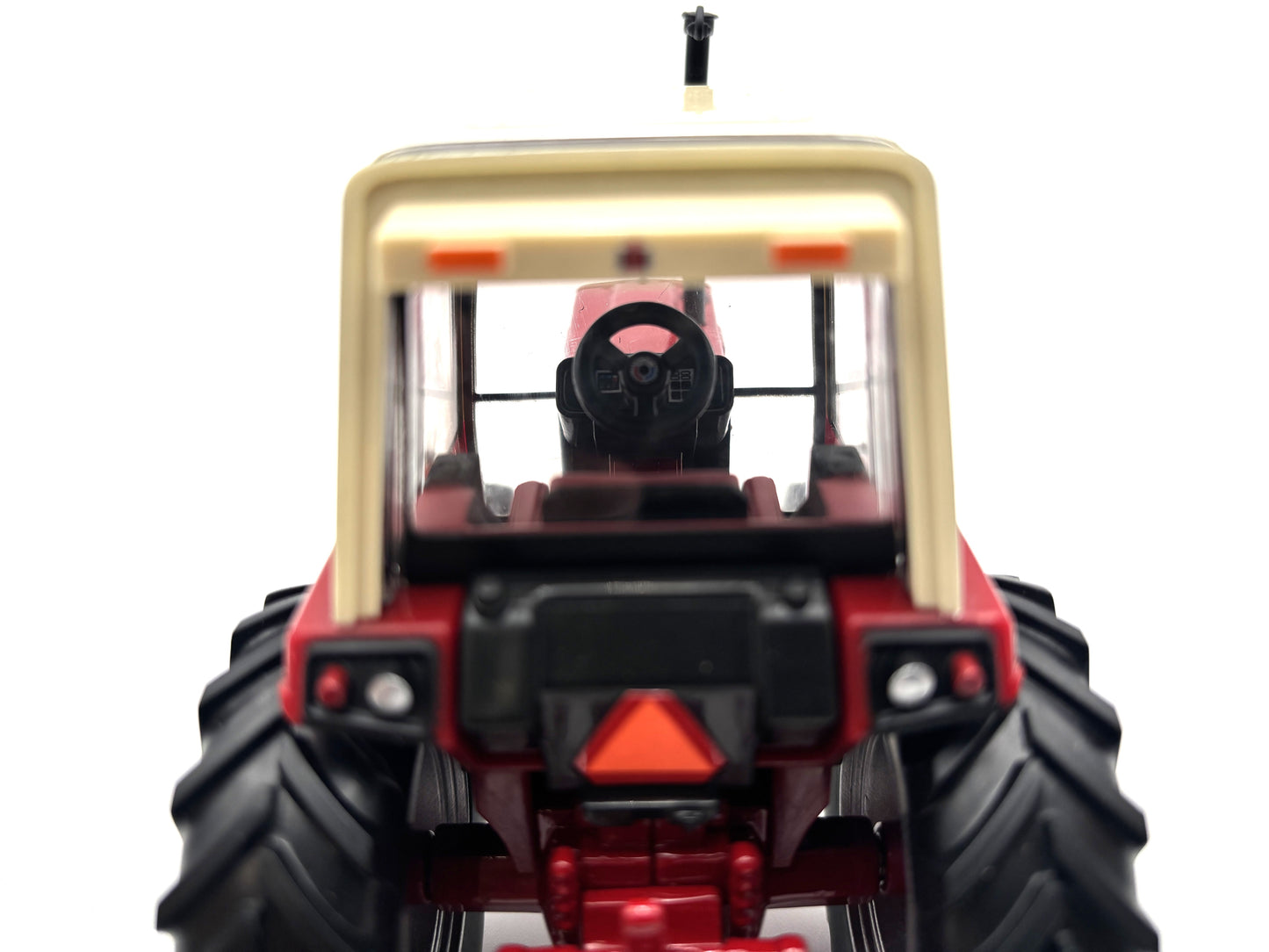 1/32 International 1486