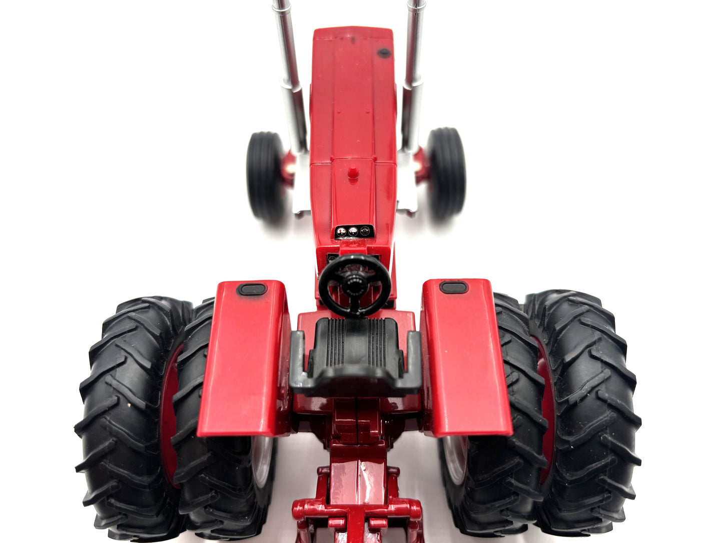 1/32 International 1568