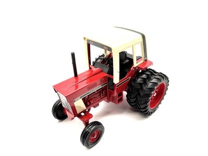1/16 International 1586