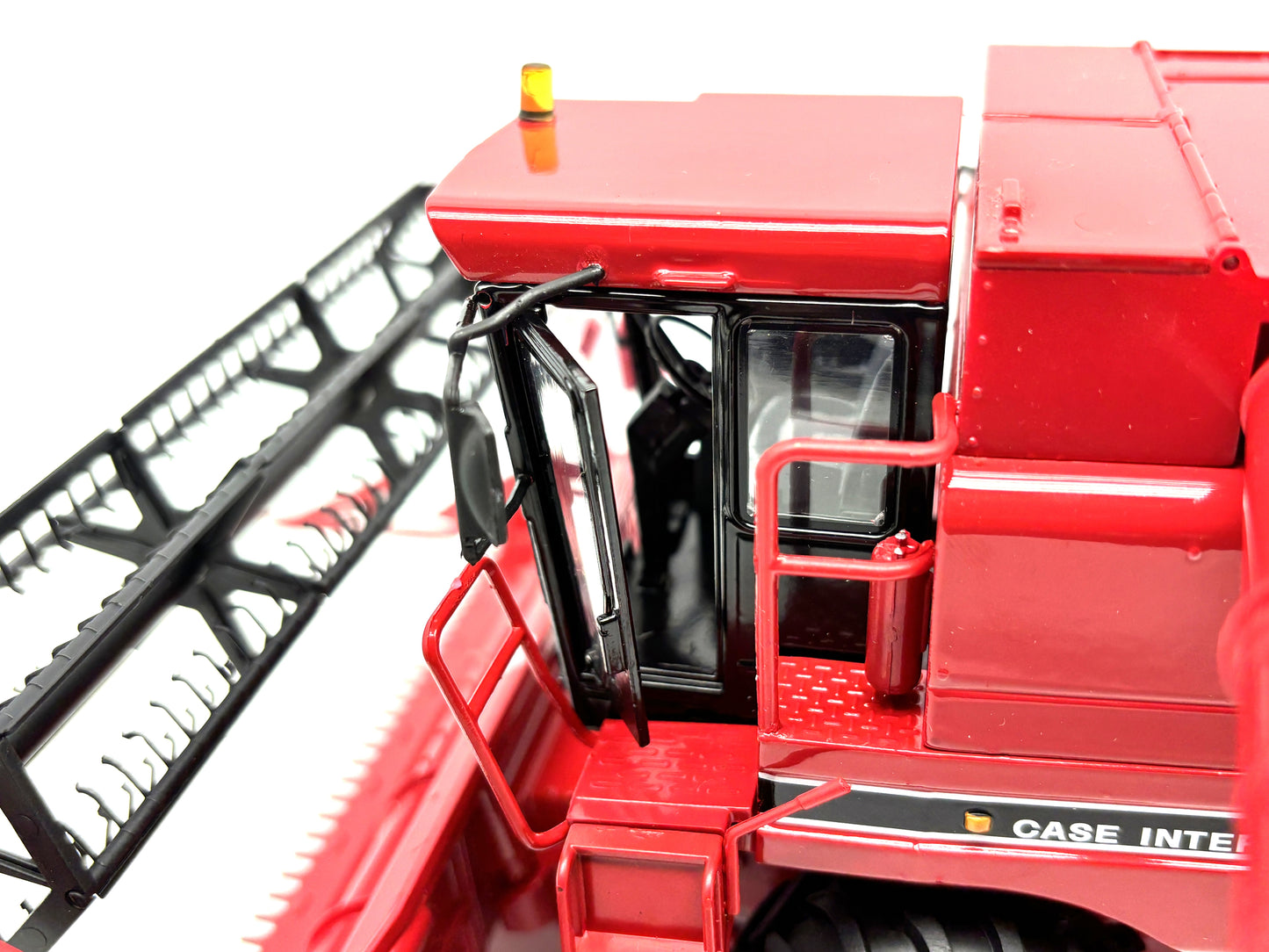 1/32 International 1640