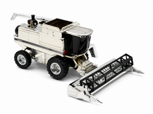 1/64 International 2388 25th