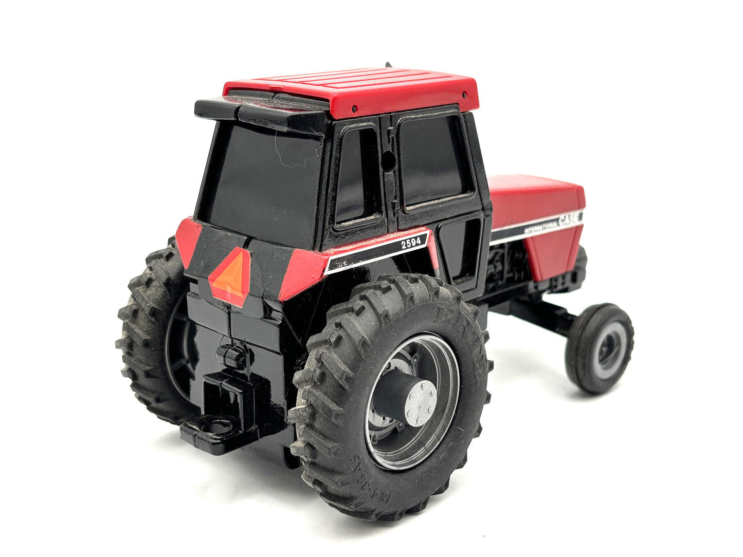 1/32 International 2594 Pow-R-Pull