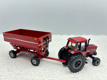1/64 International 3288