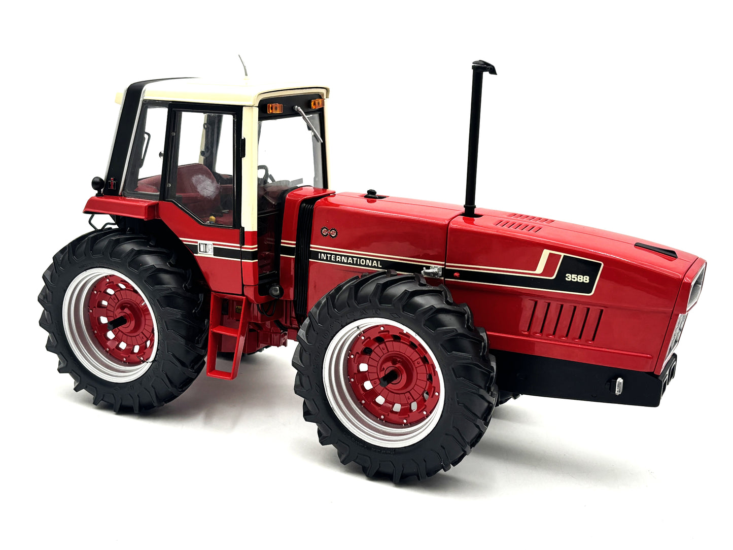 1/16 International 3588 2+2 Precision Key