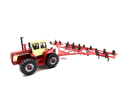 1/64 International 4166